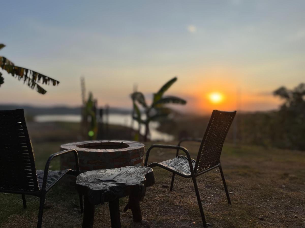 Chale Recanto - Ofuro, Banheira, Vista, Cachoeira E Lago Alexania Exteriör bild